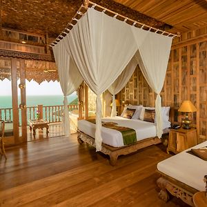 Deluxe Zimmer mit Kingsize-Bett
